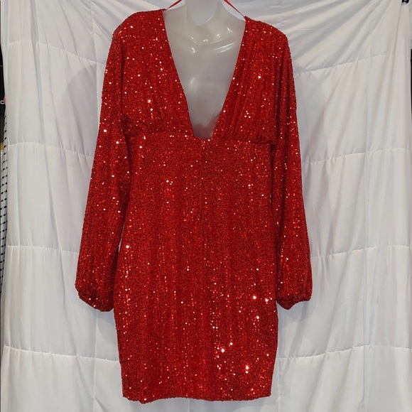 Fashion Nova Kiss Me Under the Moon Red Mini Sequined Dress size 2X - Picture 4 of 6